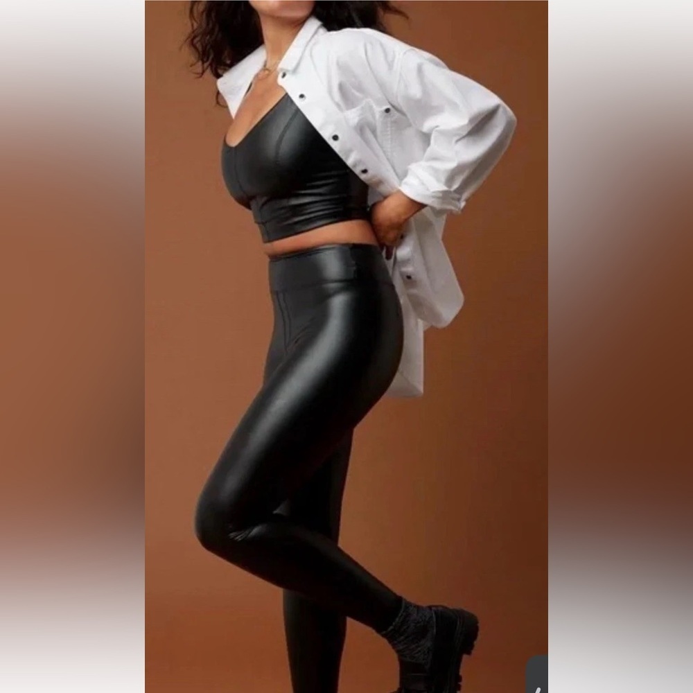 Offline by Aerie Black Faux Leather High Rise Leggings NWT 59.95 Size M